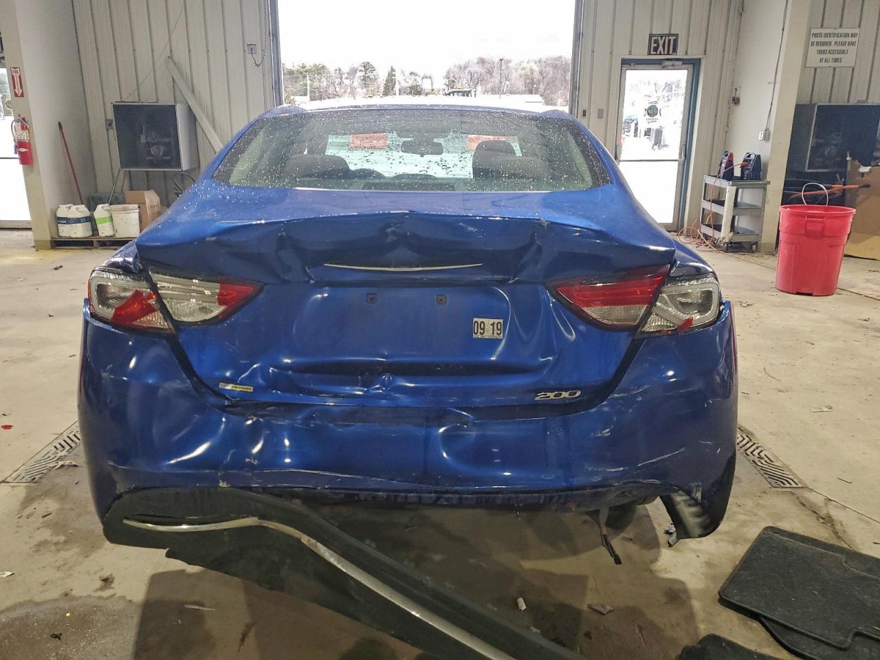 2015 Chrysler 200 - zdjęcie 6
