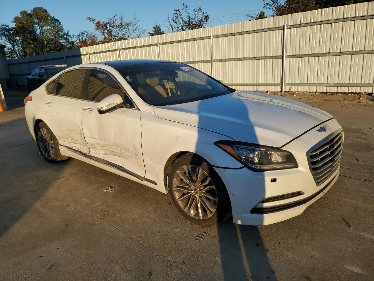 2015 Hyundai Genesis 3.8L - zdjęcie 4