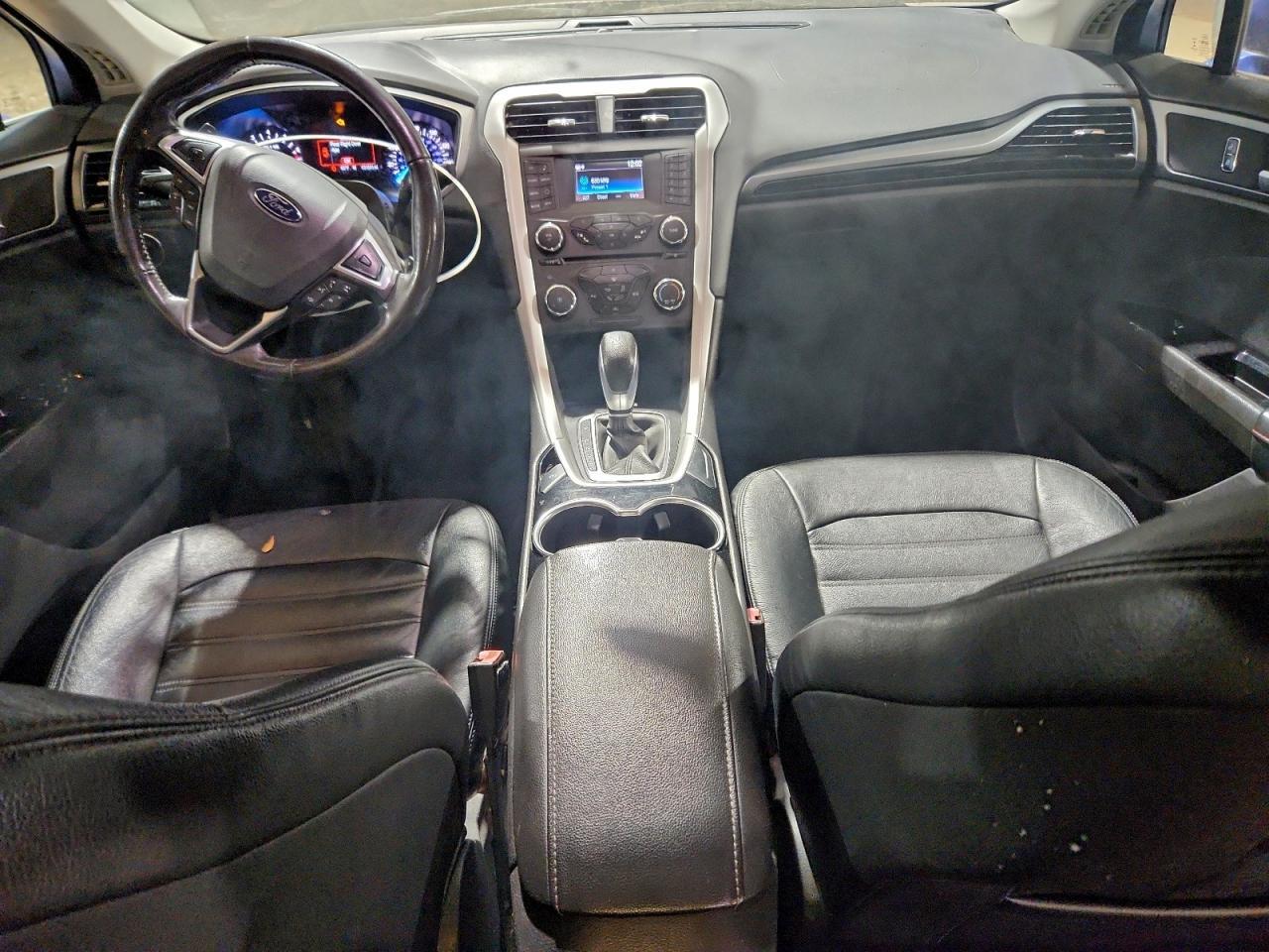 2016 Ford Fusion - zdjęcie 8