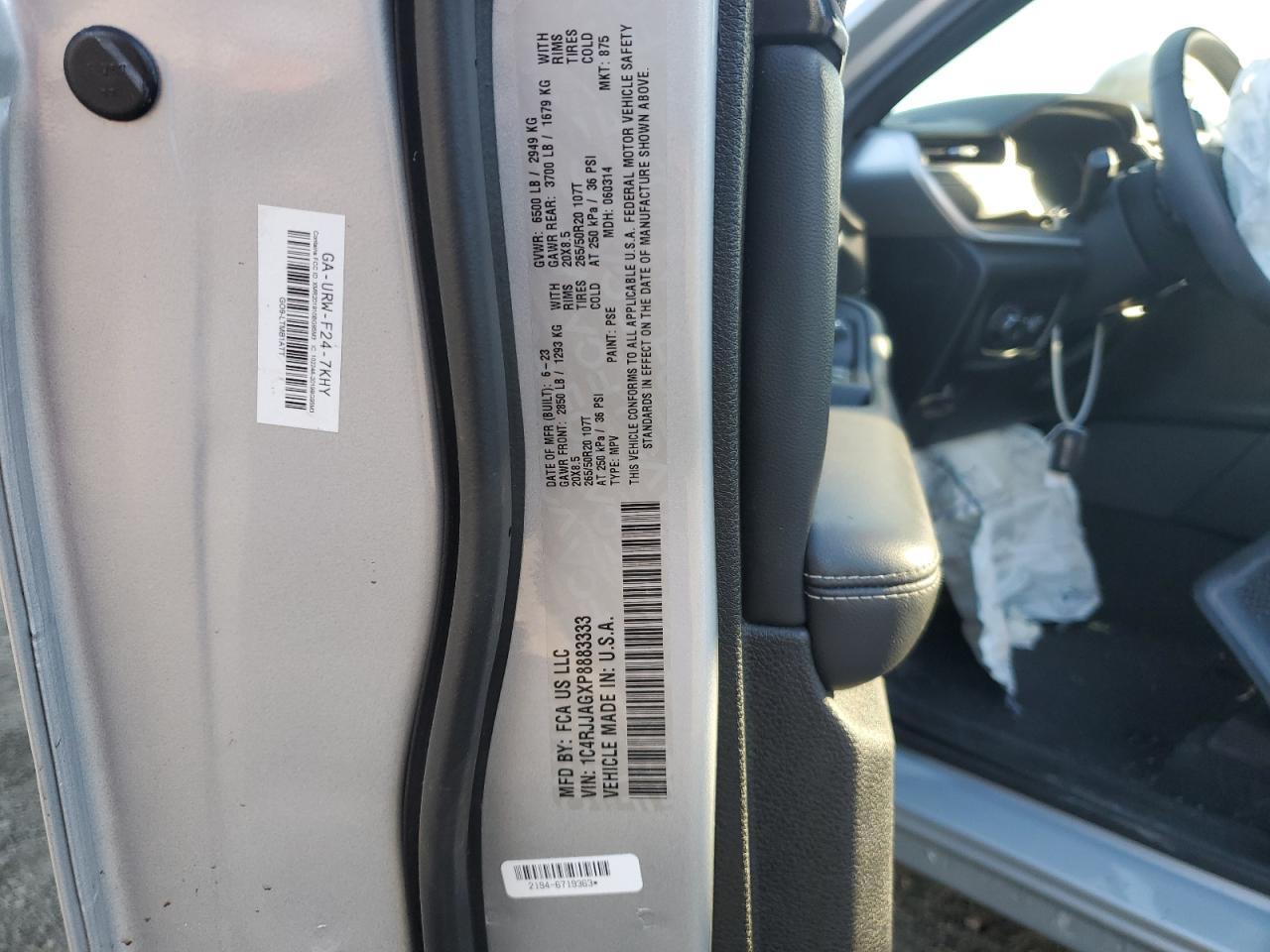 2023 Jeep Grand Cherokee L Laredo - zdjęcie 13