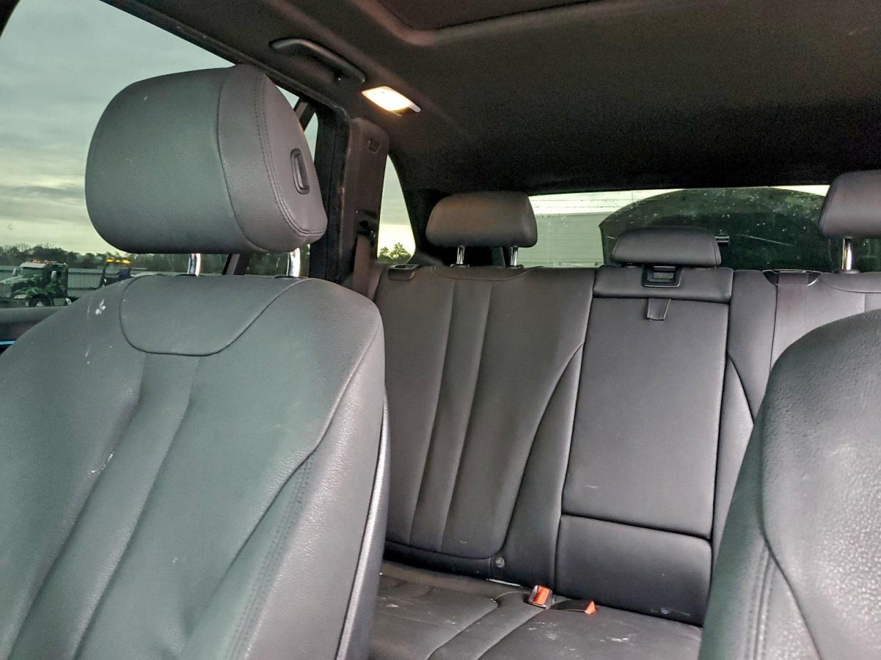 2017 BMW X5 xDrive35I - zdjęcie 10