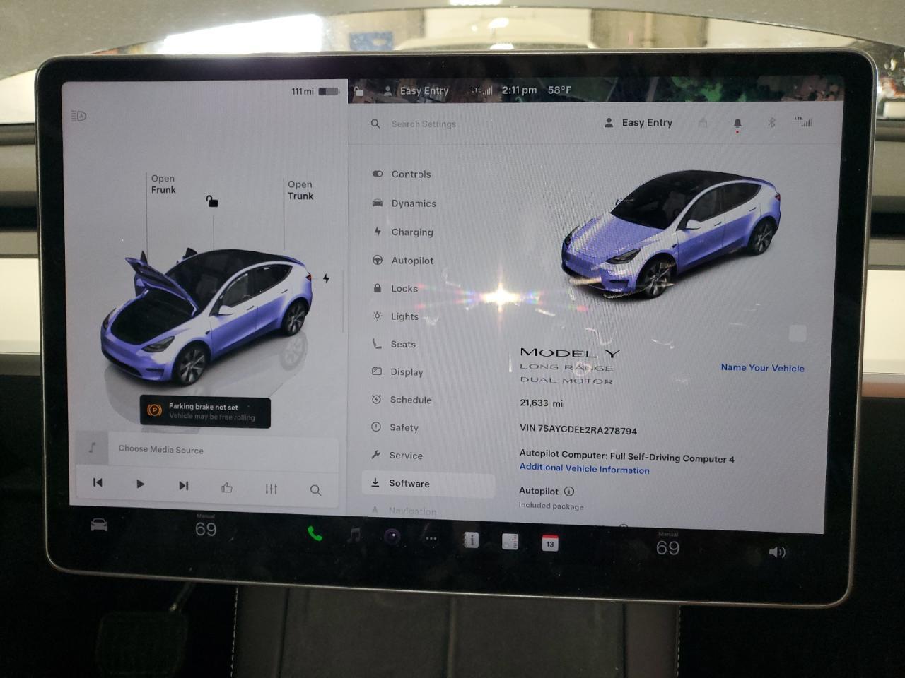 2024 Tesla Model Y - zdjęcie 9