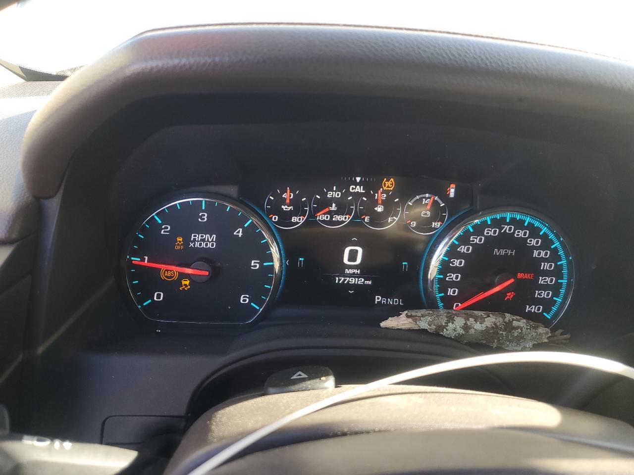 2017 Chevrolet Tahoe C1500 Lt - zdjęcie 9