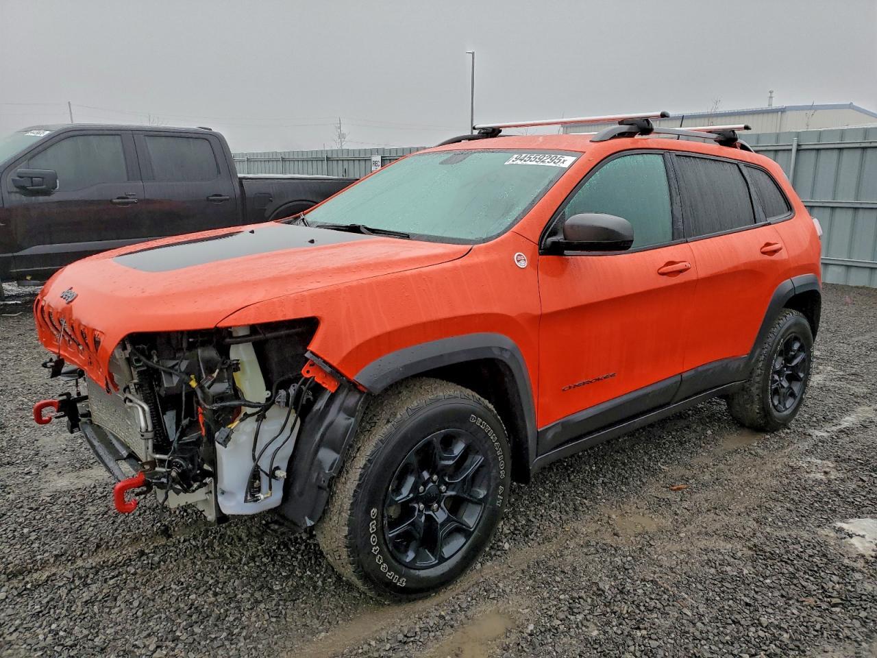2021 Jeep Cherokee - zdjęcie główne