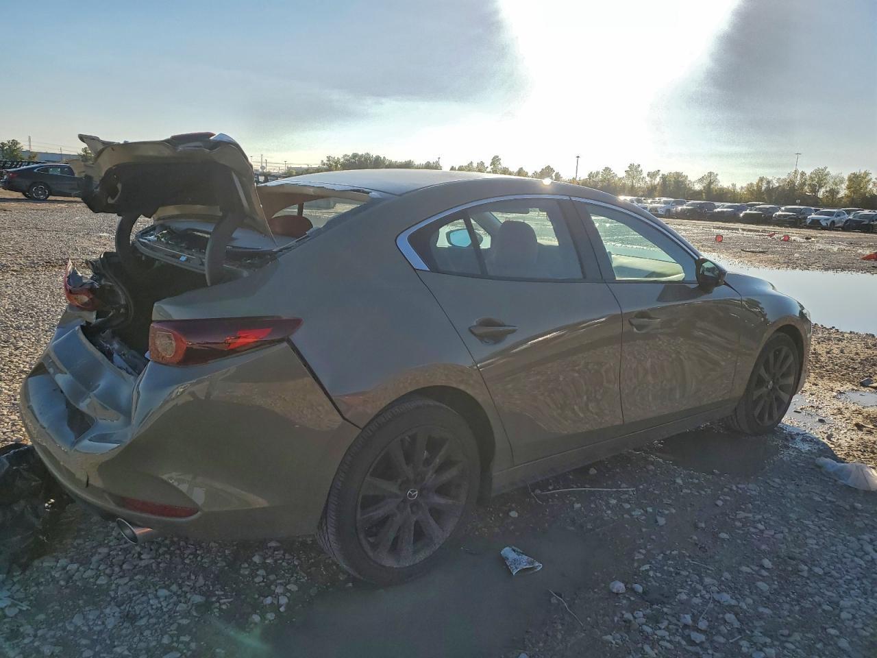 2024 Mazda 3 - zdjęcie 3