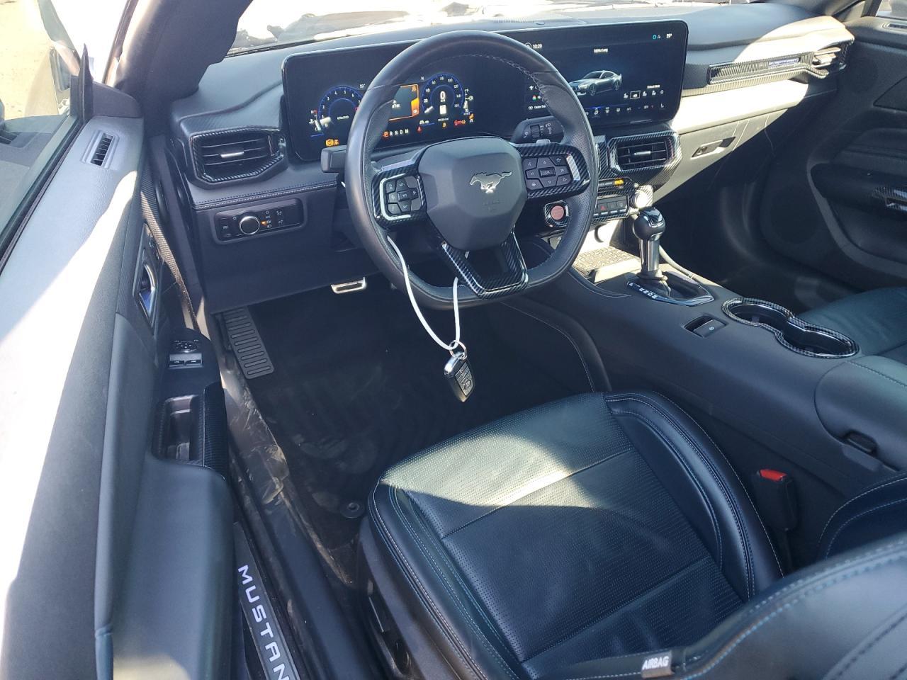 2024 Ford Mustang Gt - zdjęcie 8