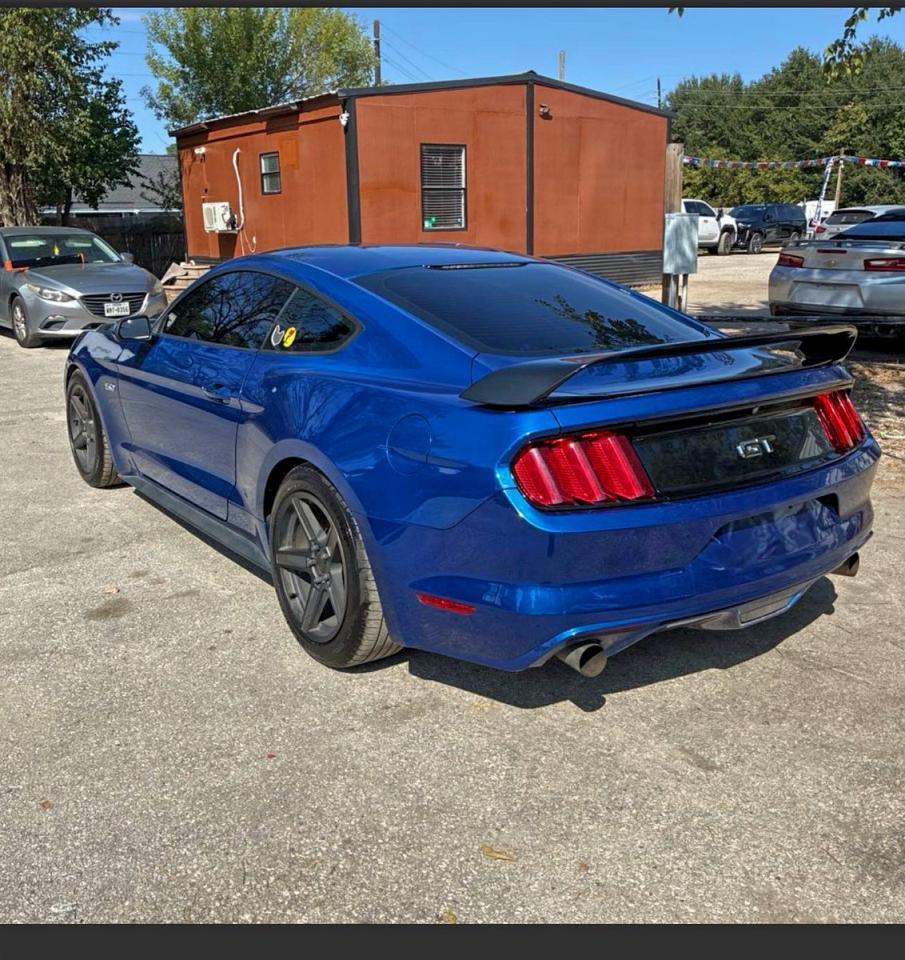 2017 Ford Mustang - zdjęcie 3