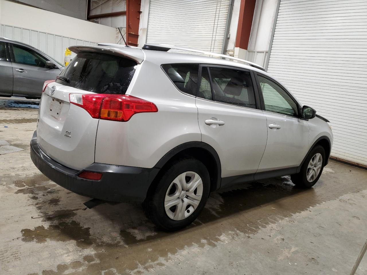 2015 Toyota RAV 4 - zdjęcie 3