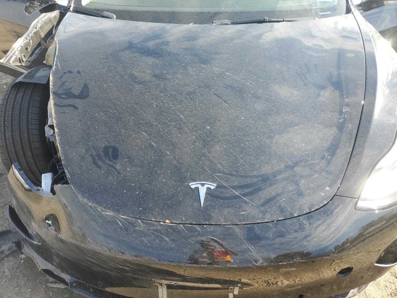 2018 Tesla Model 3 - zdjęcie 11