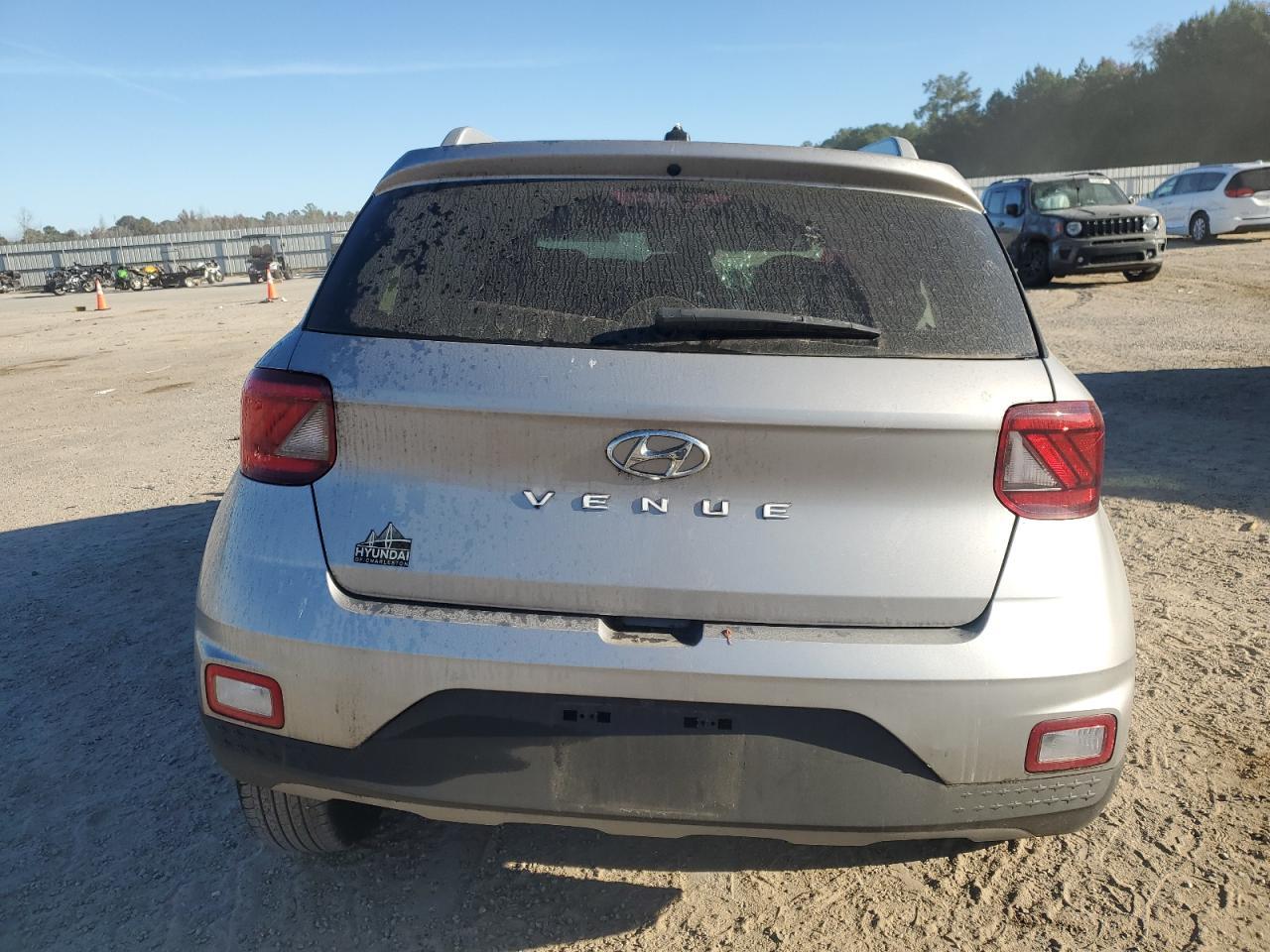 2024 Hyundai Venue Sel - zdjęcie 6