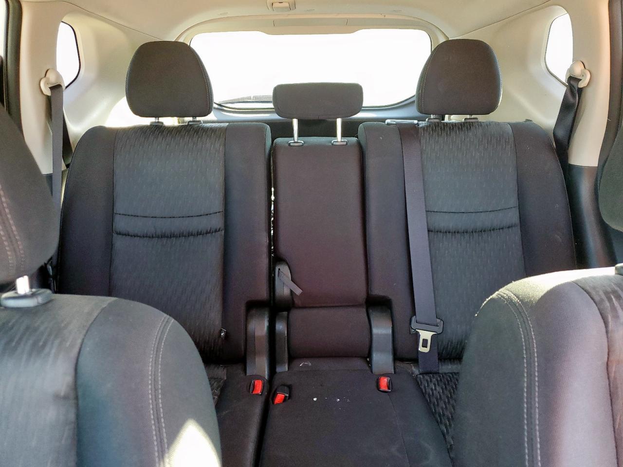 2020 Nissan Rogue S - zdjęcie 10