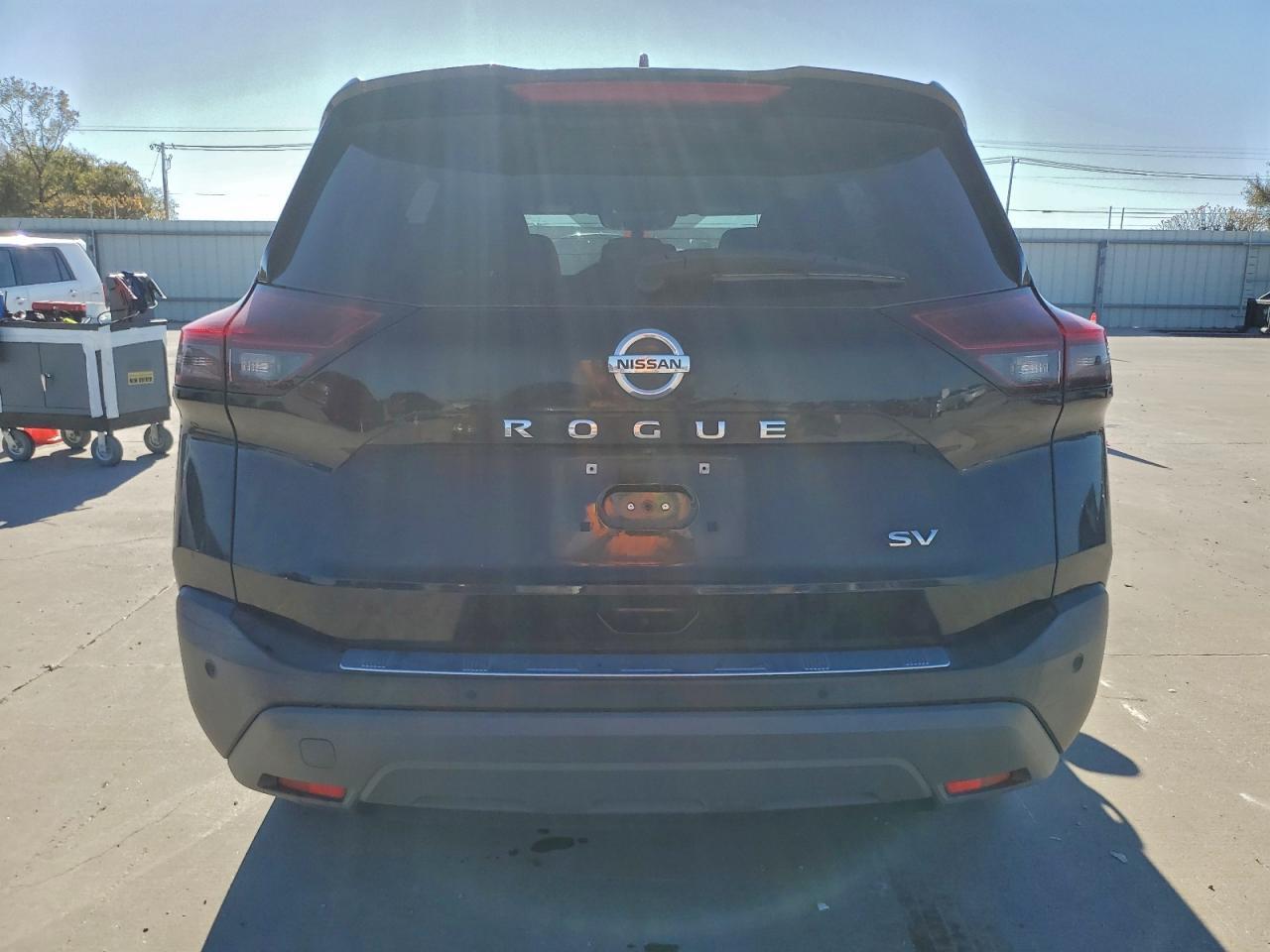 2021 Nissan Rogue Sv - zdjęcie 6