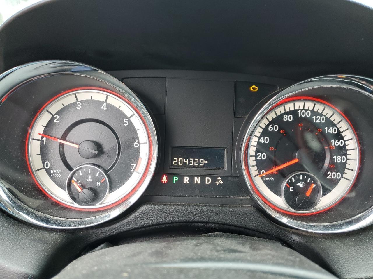 2016 Dodge Caravan - zdjęcie 9