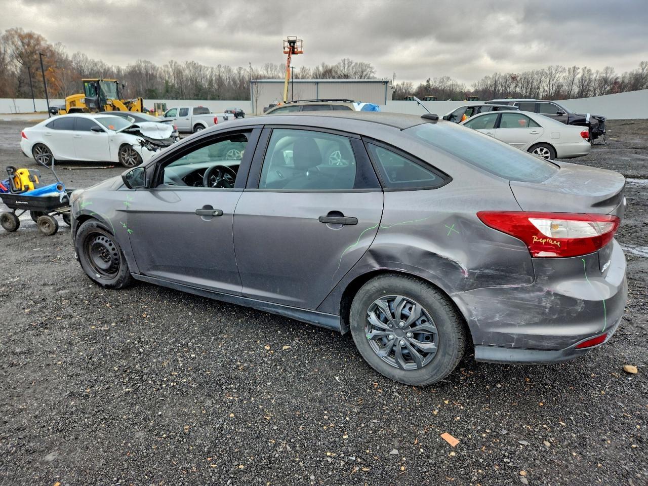 2014 Ford Focus - zdjęcie 2