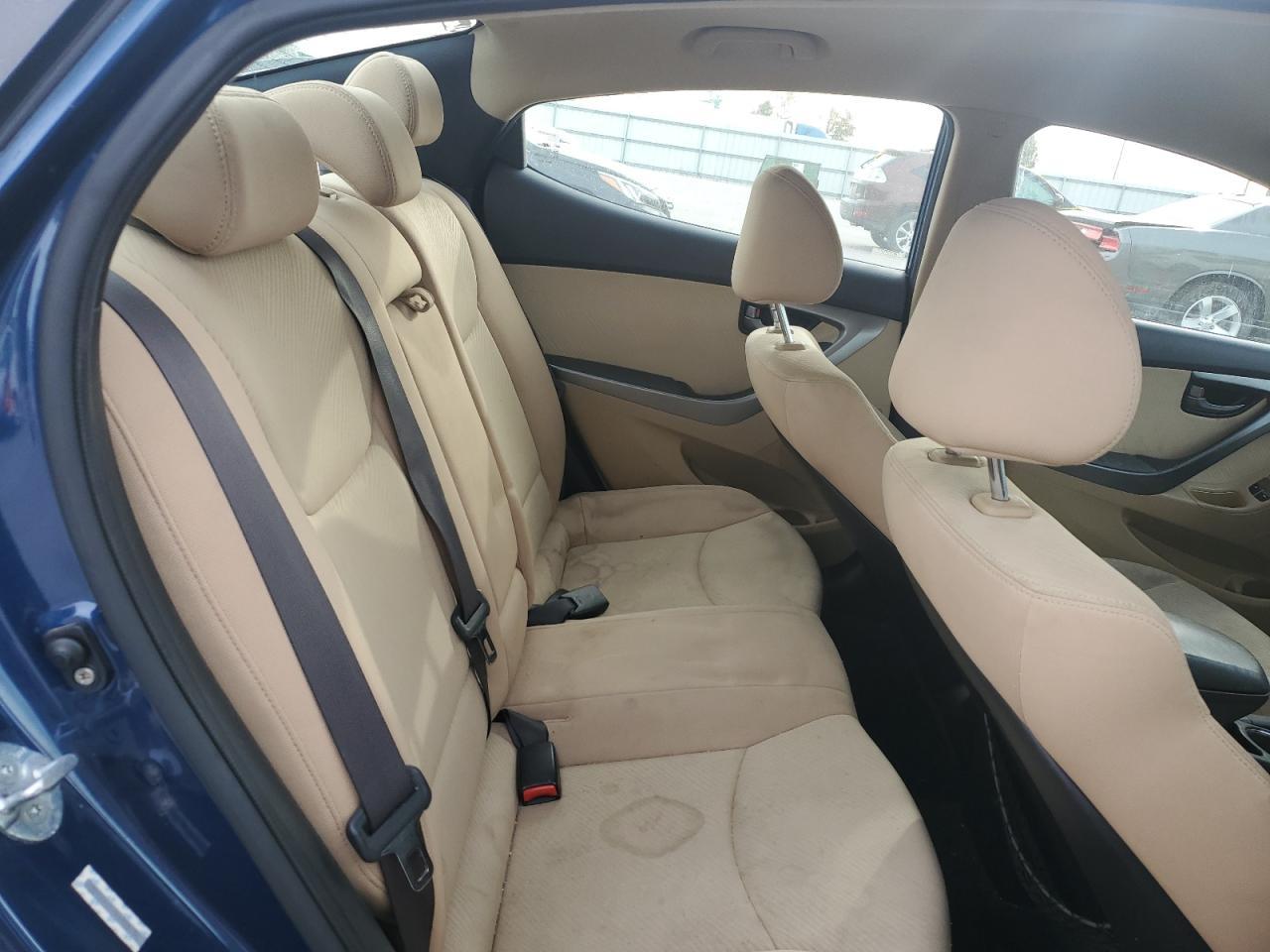 2013 Hyundai Elantra Gls - zdjęcie 10