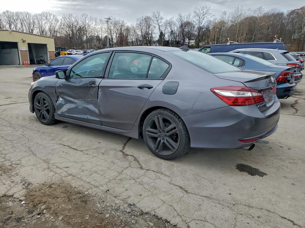 2017 Honda Accord - zdjęcie 2