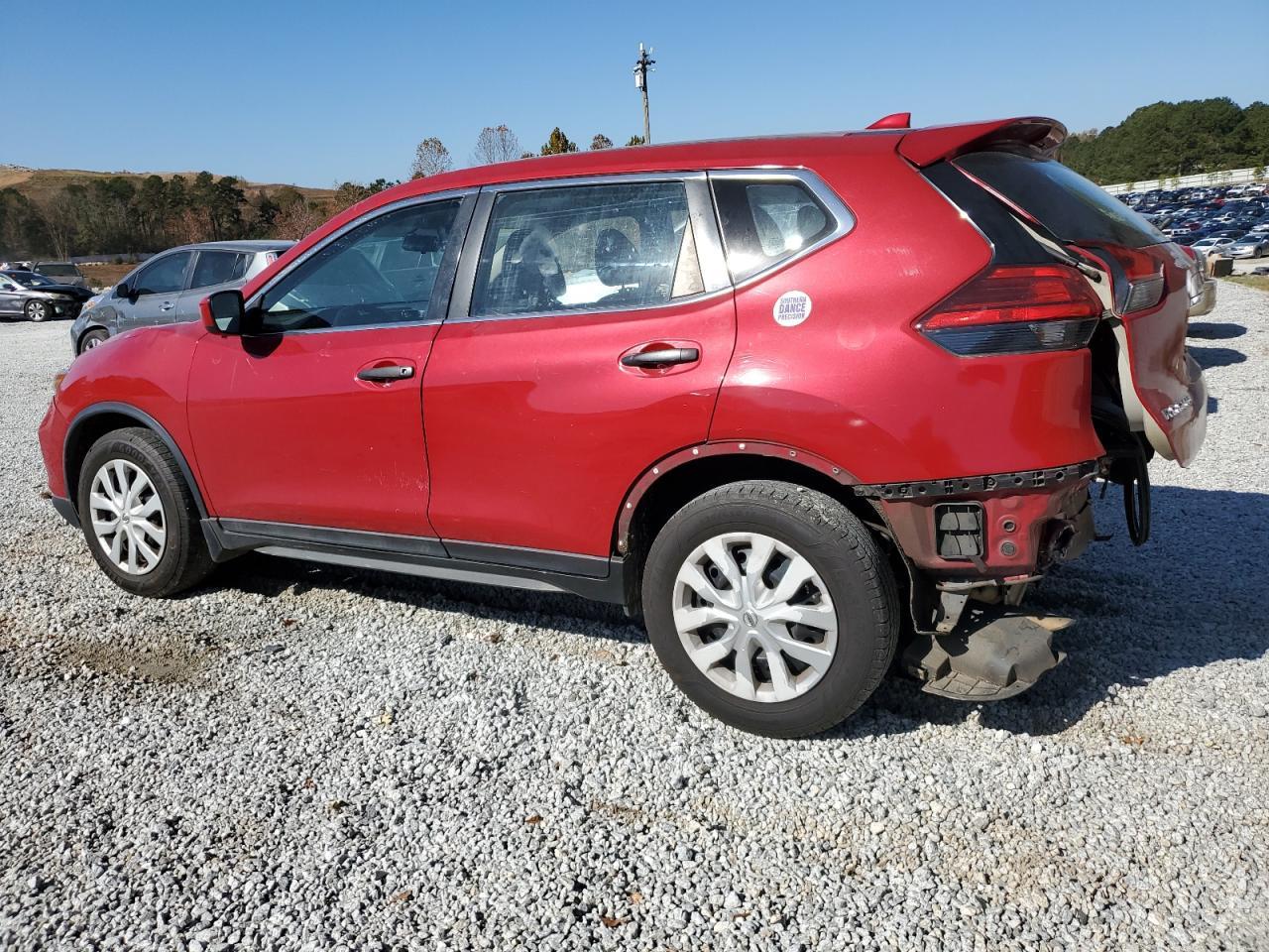 2017 Nissan Rogue - zdjęcie 2