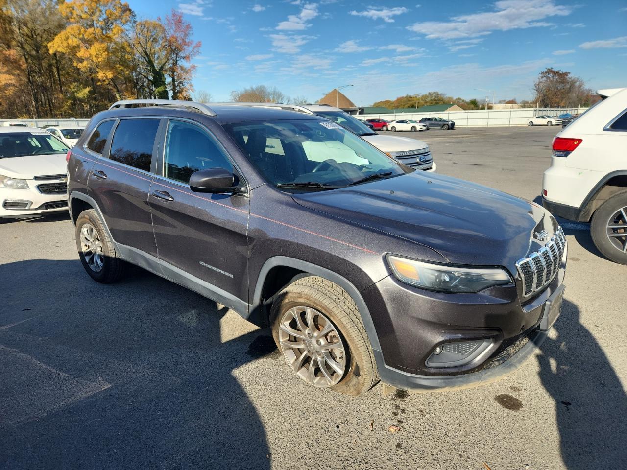 2019 Jeep Cherokee - zdjęcie 4