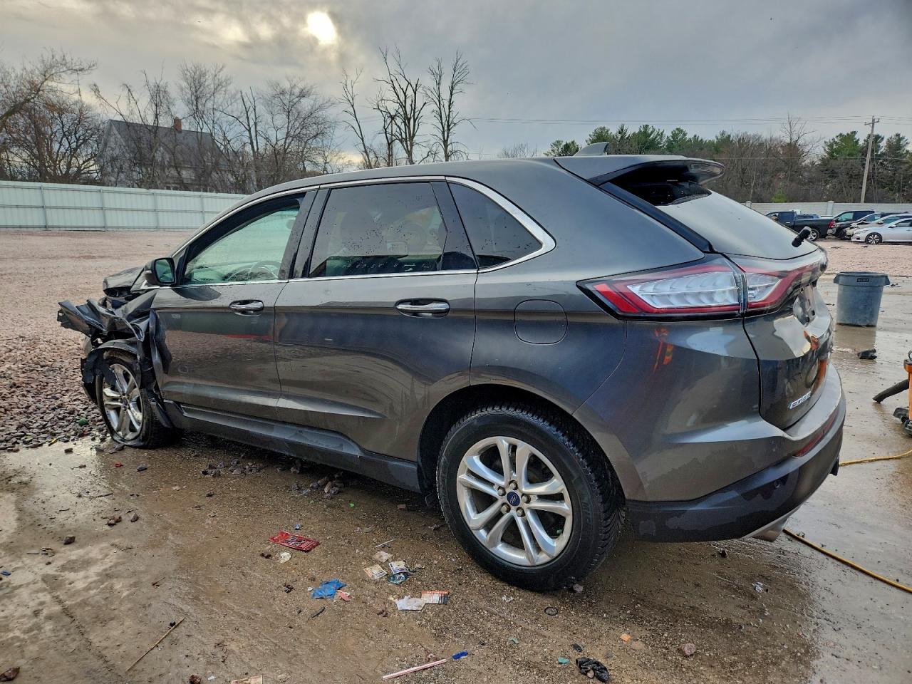 2016 Ford Edge - zdjęcie 2