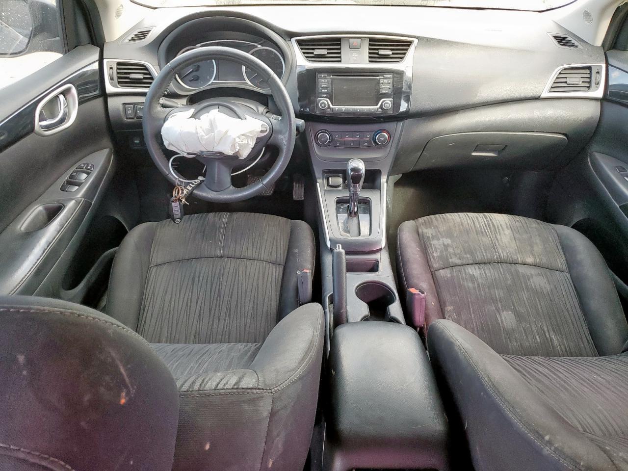 2017 Nissan Sentra - zdjęcie 8