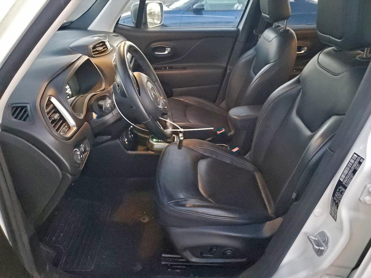 2020 Jeep Renegade - zdjęcie 7