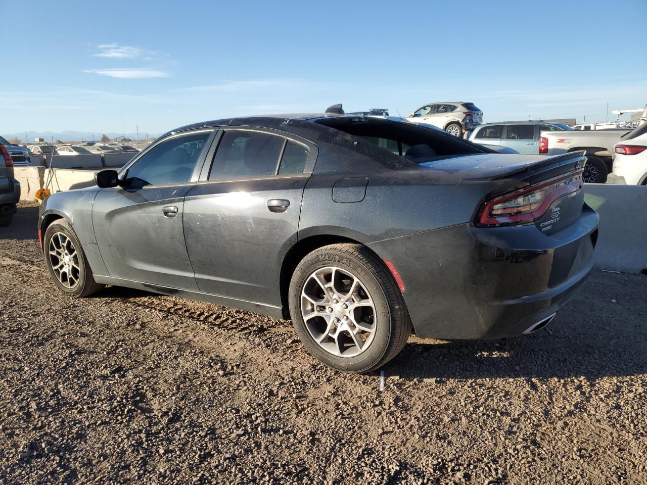 2015 Dodge Charger Sxt - zdjęcie 2