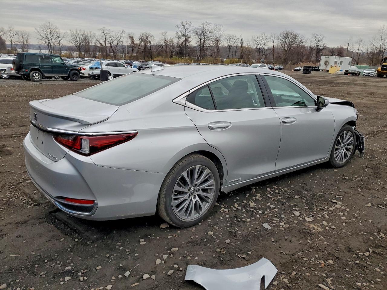 2020 Lexus ES - zdjęcie 3