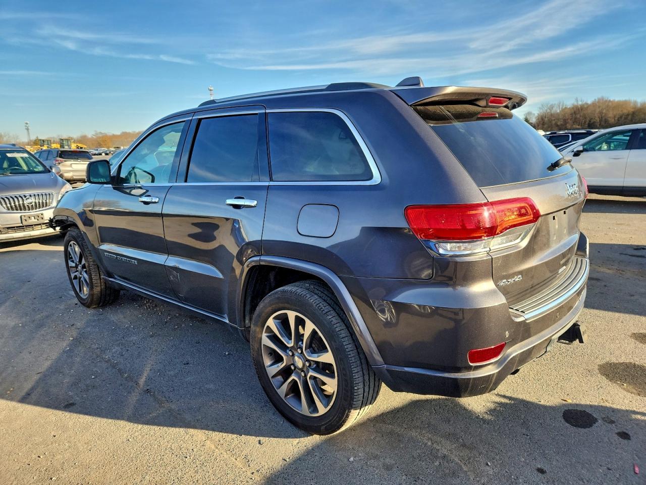 2017 Jeep Grand Cherokee - zdjęcie 2