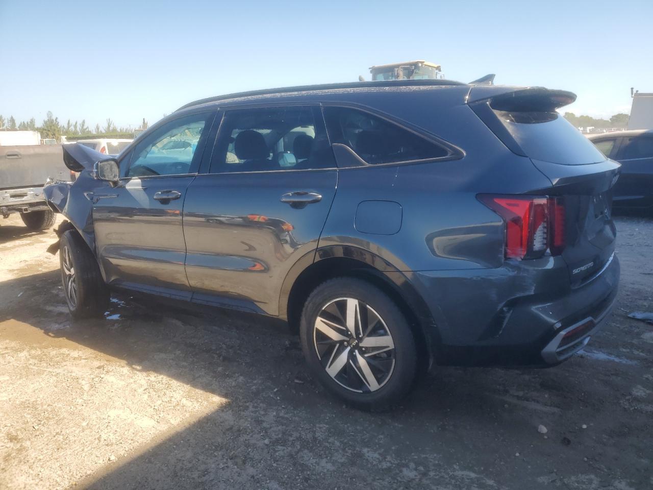 2023 Kia Sorento S - zdjęcie 2