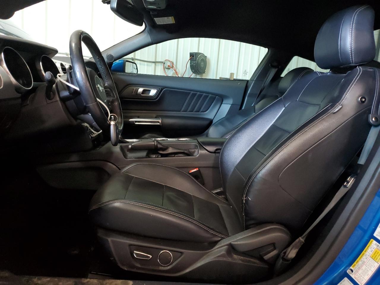 2019 Ford Mustang - zdjęcie 7