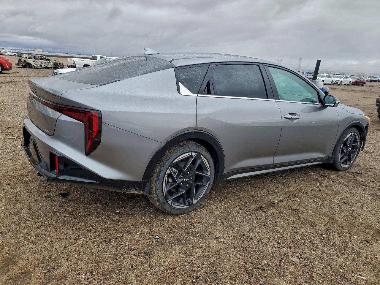 2025 Kia K4 Gt Line - zdjęcie 3