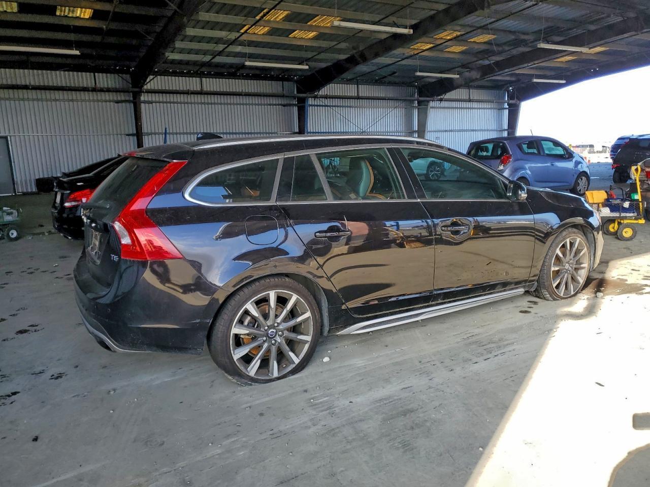 2015 Volvo V60 - zdjęcie 3