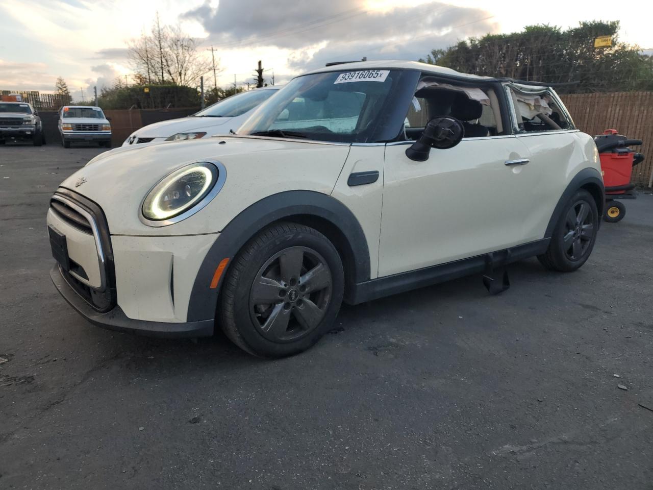 2023 MINI Cooper - zdjęcie główne