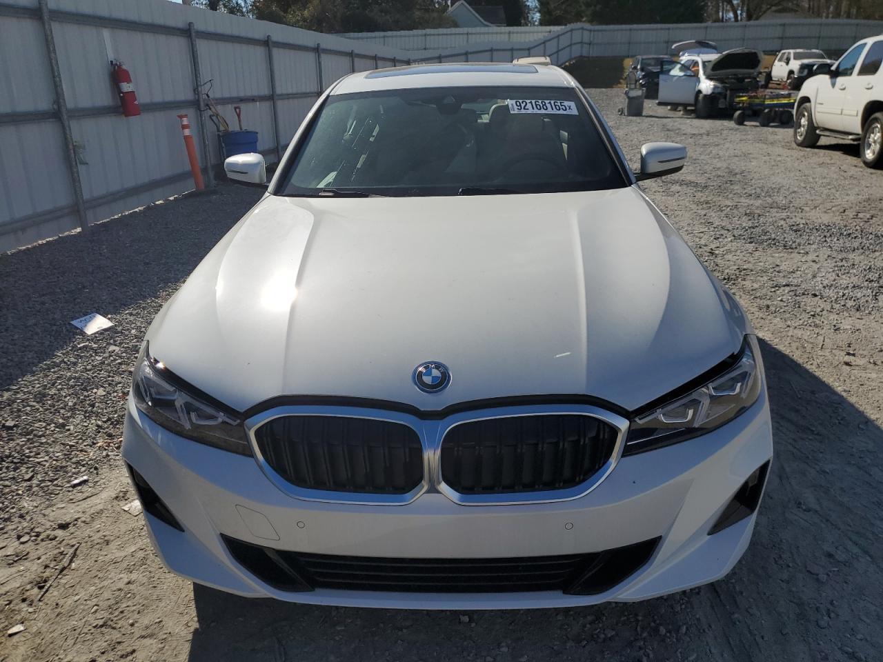2023 BMW Seria 3 - zdjęcie 5