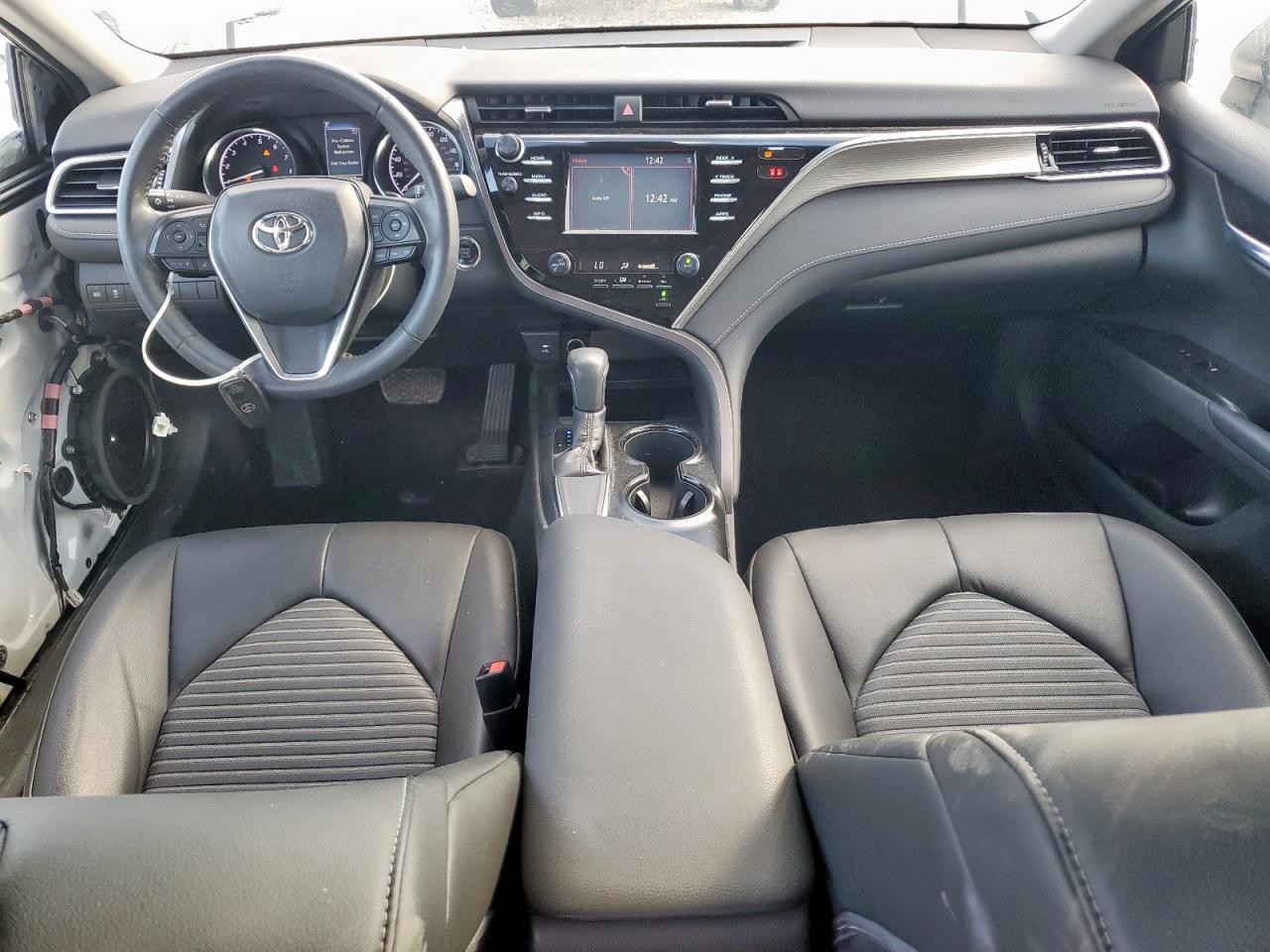 2018 Toyota Camry Se - zdjęcie 8