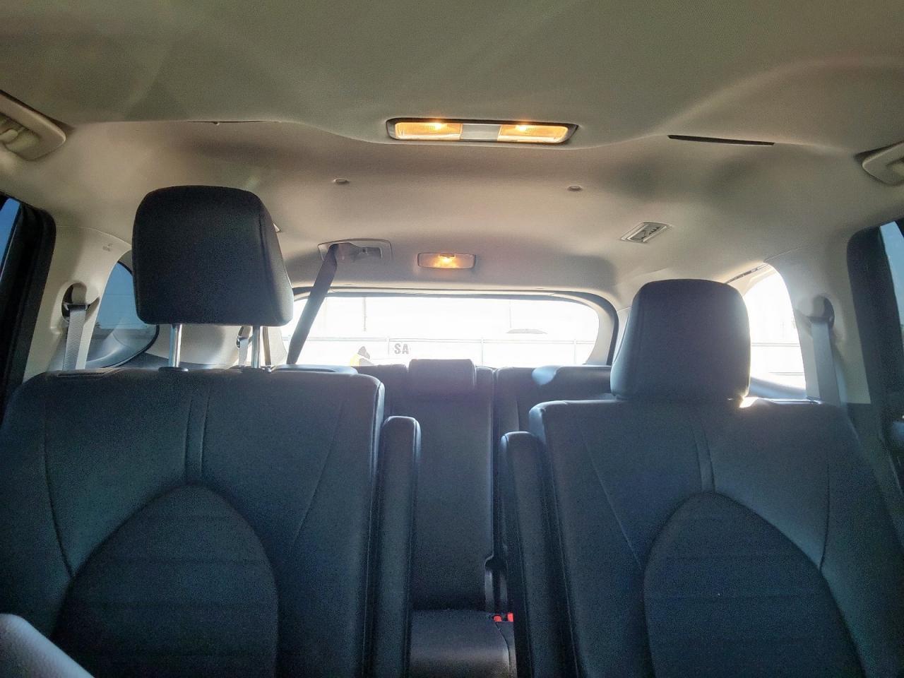 2023 Toyota Highlander L - zdjęcie 10