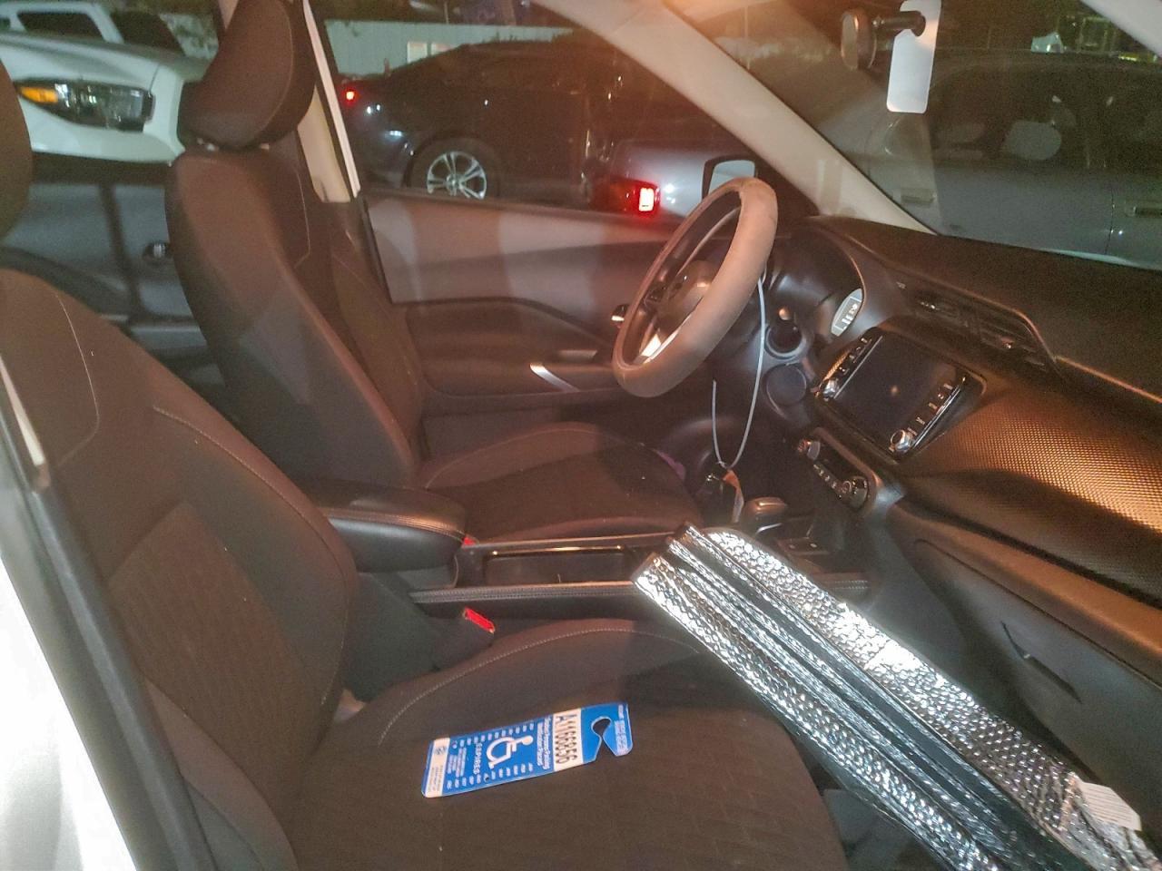 2021 Nissan Kicks - zdjęcie 13