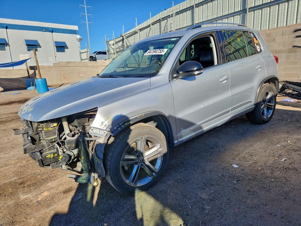 2017 Volkswagen Tiguan - zdjęcie główne