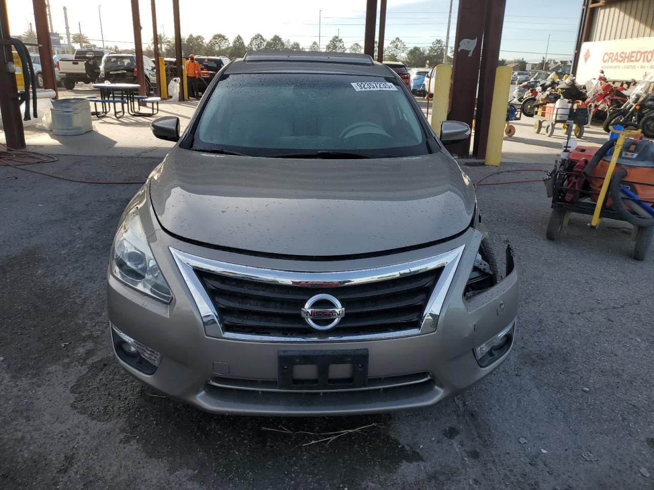 2015 Nissan Altima - zdjęcie 5