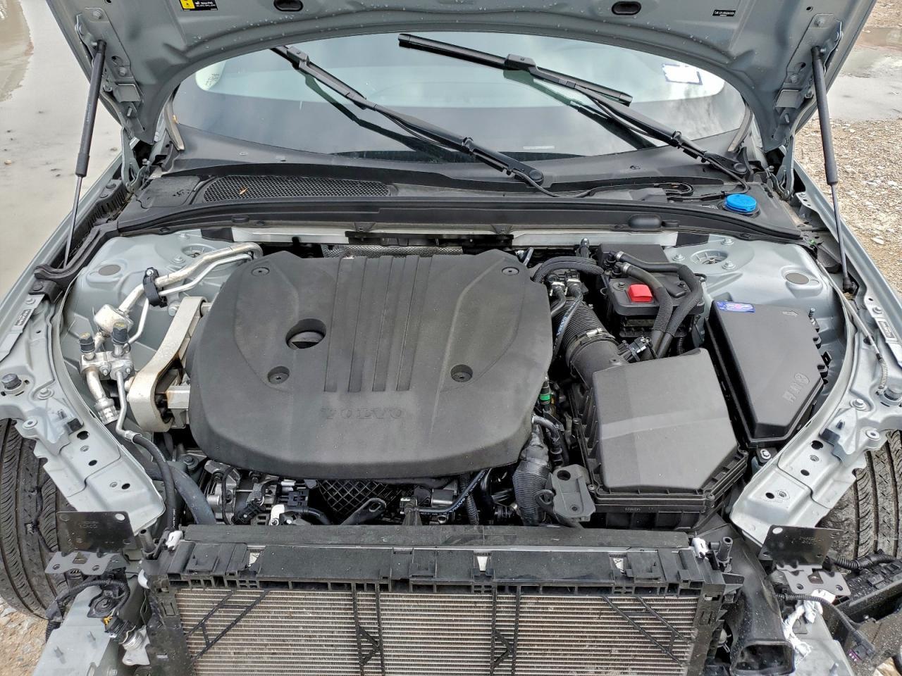 2025 Volvo S60 Core - zdjęcie 11