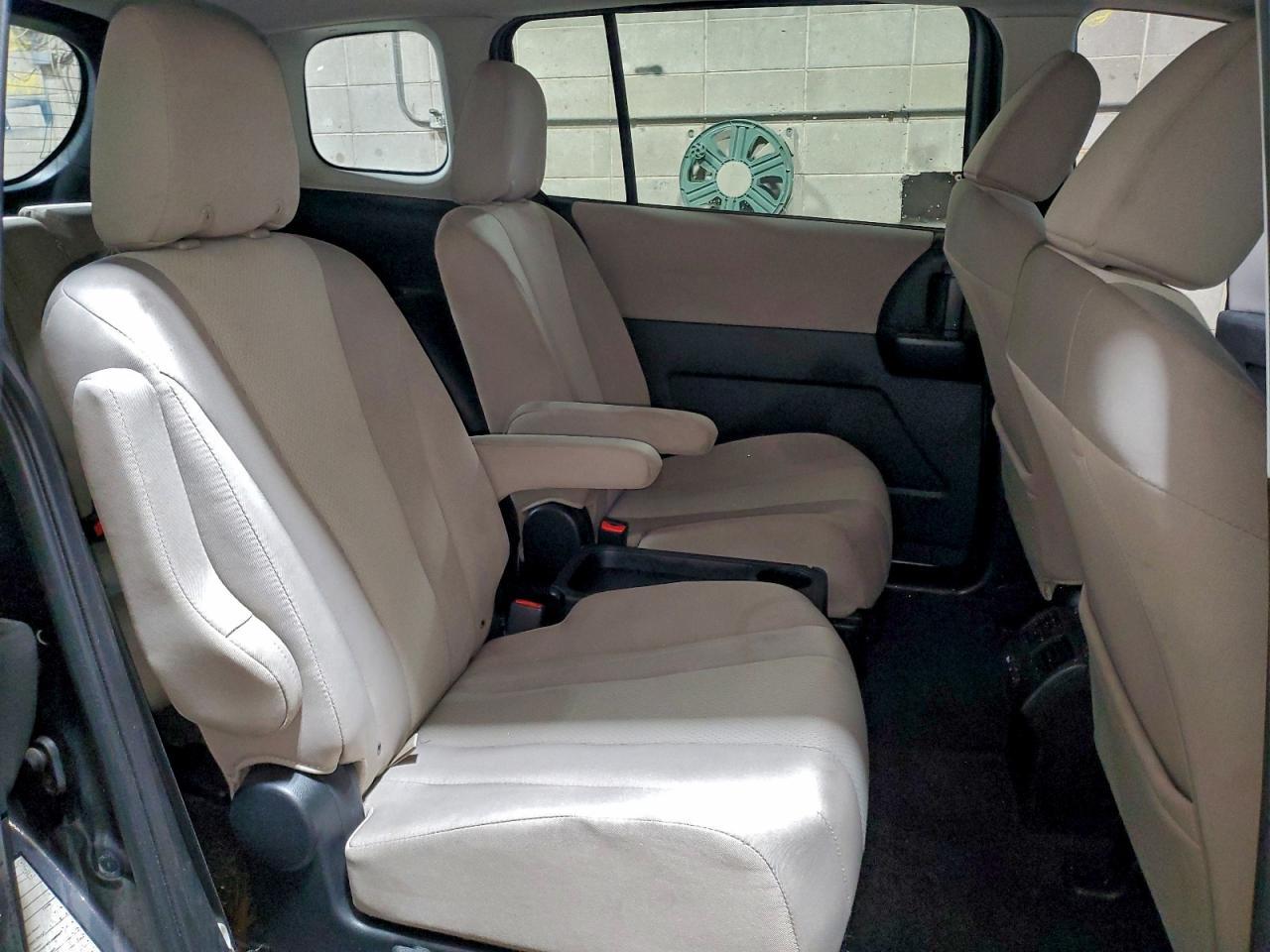 2013 Mazda 5 - zdjęcie 11