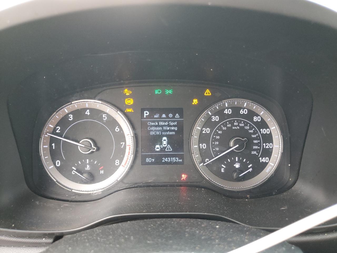 2022 Hyundai Venue Sel - zdjęcie 9