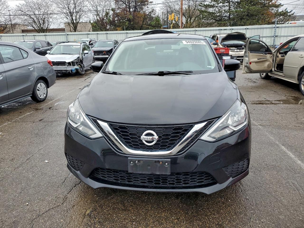2017 Nissan Sentra - zdjęcie 5