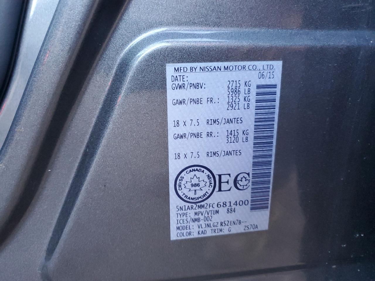 2015 Nissan Pathfinder - zdjęcie 14