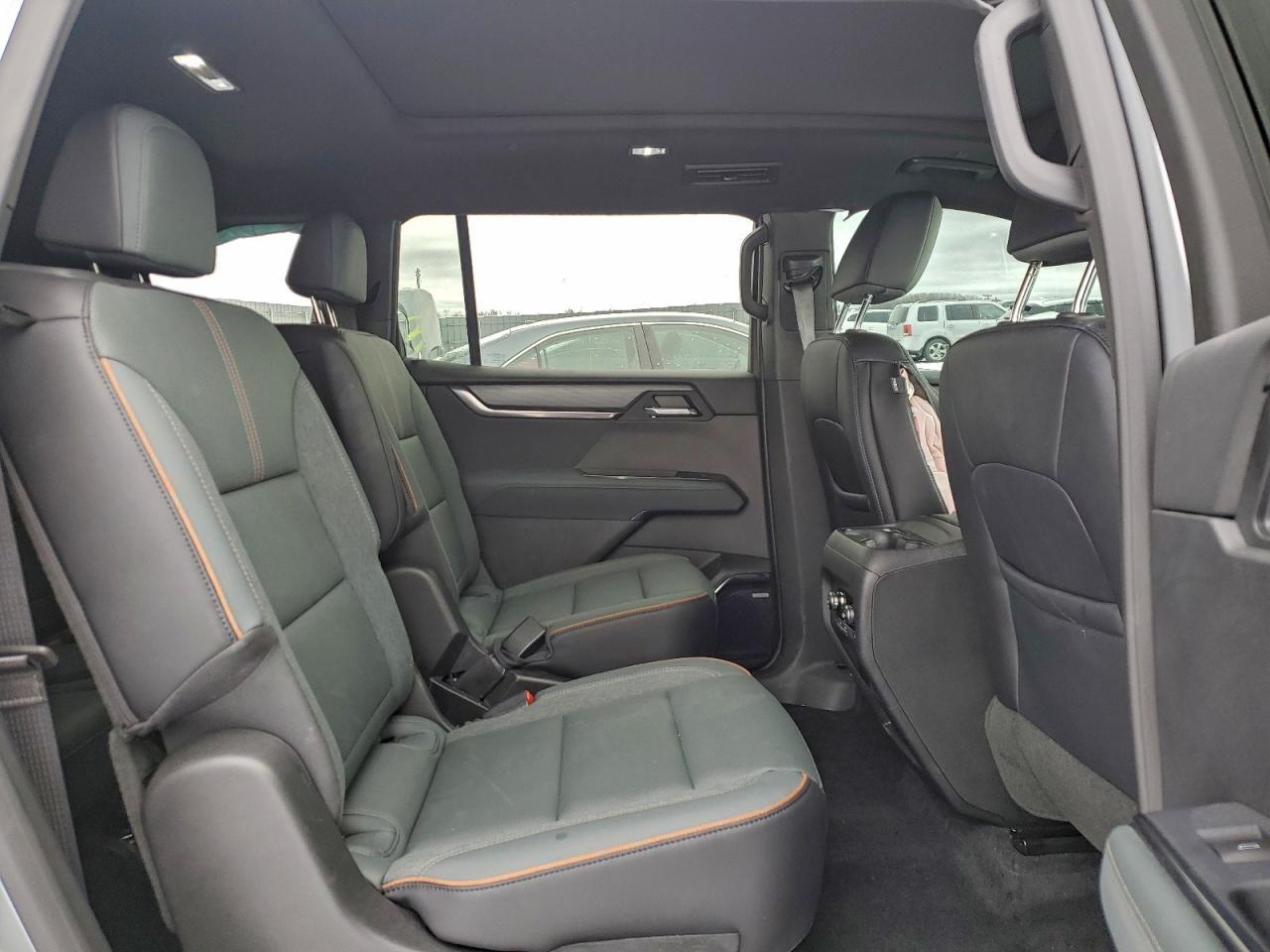 2025 GMC Acadia - zdjęcie 11