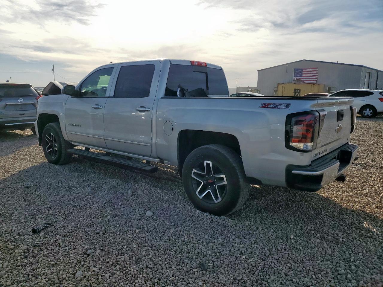 2016 Chevrolet Silverado K1500 Lt - zdjęcie 2