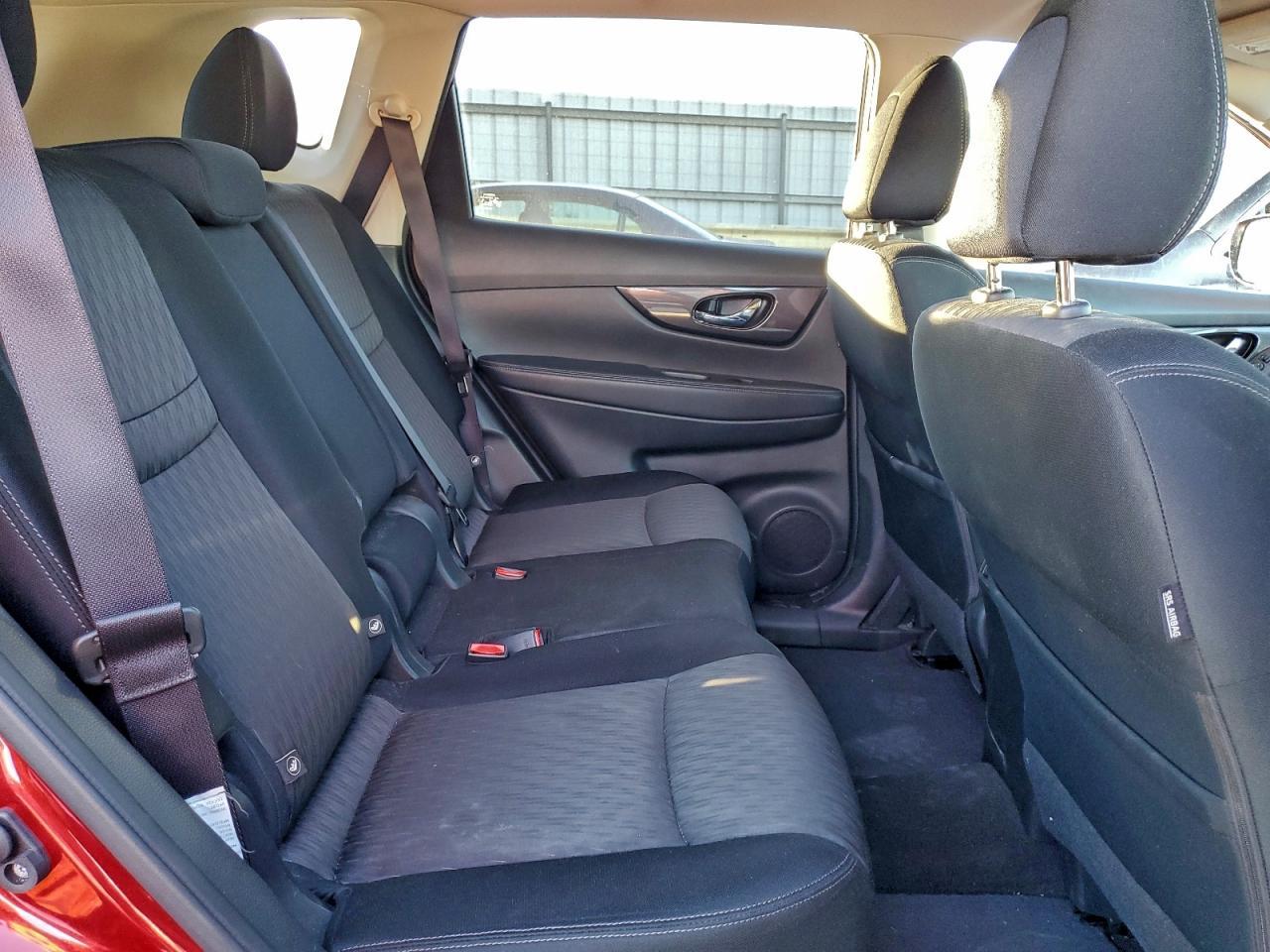 2017 Nissan Rogue - zdjęcie 11