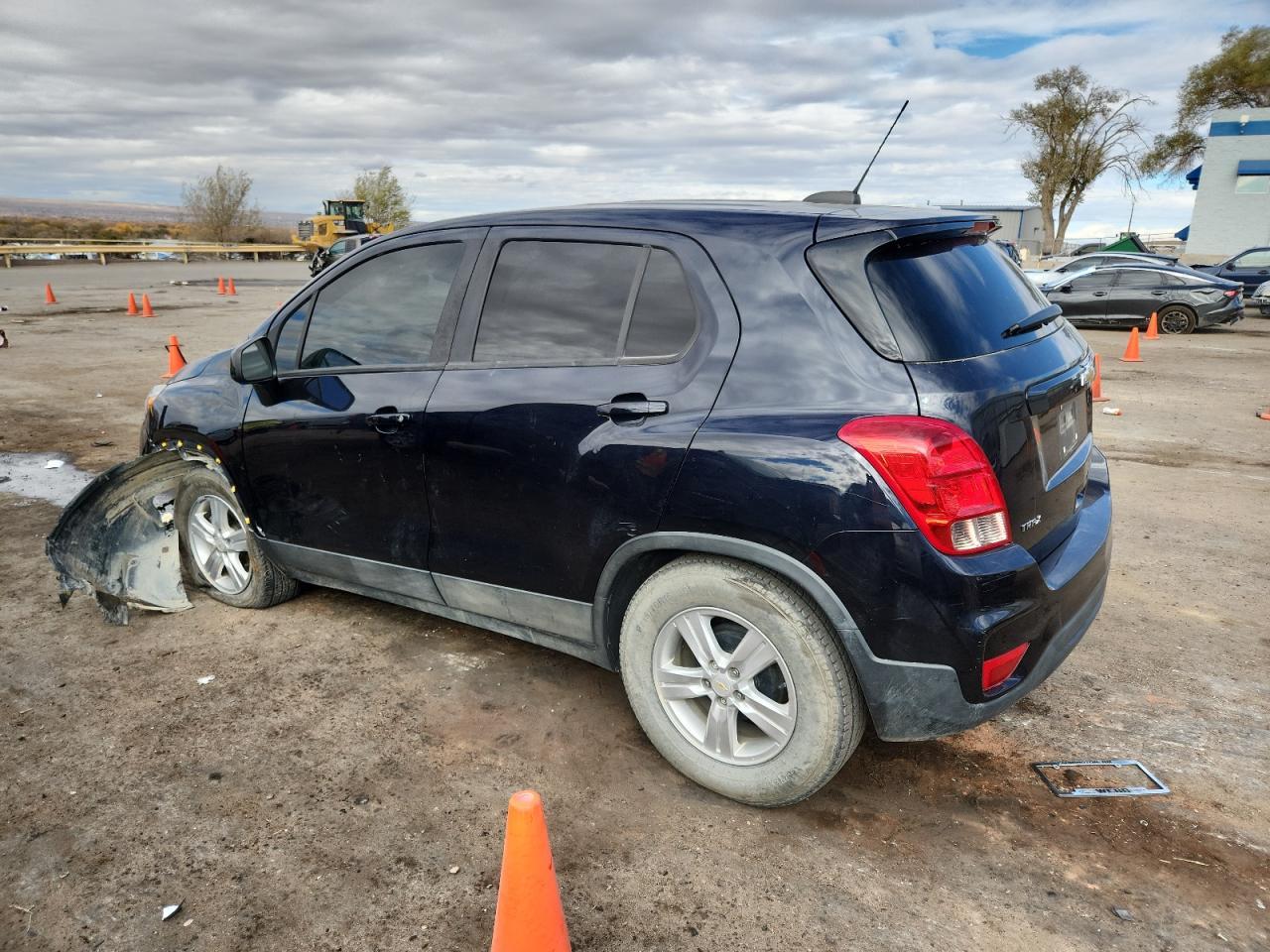 2021 Chevrolet Trax Ls - zdjęcie 2
