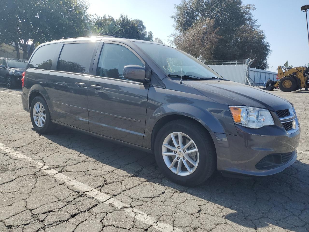 2016 Dodge Grand Caravan Sxt - zdjęcie 4