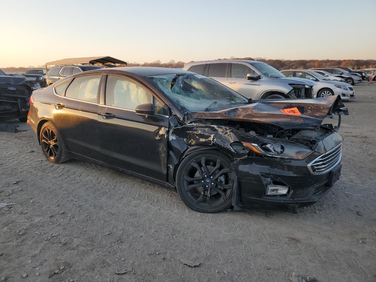 2019 Ford Fusion Se - zdjęcie 4